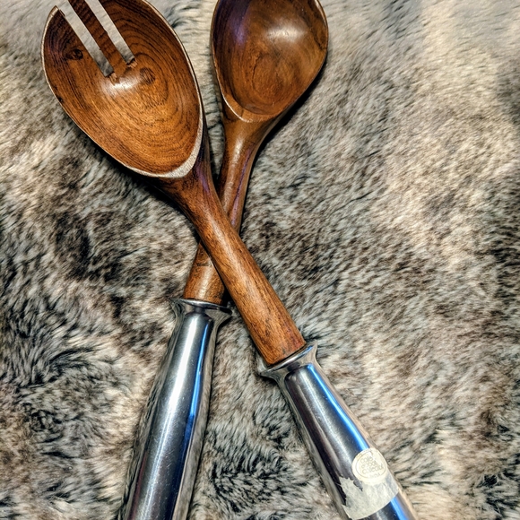 Elegant Teak Wood and Silver Salad Servers - Picture 5 of 6